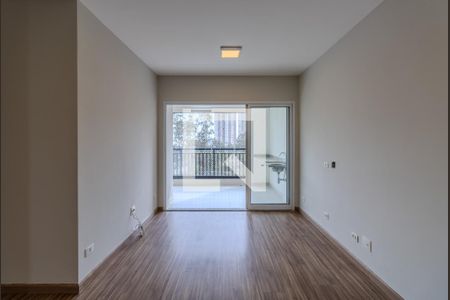 Apartamento para alugar com 77m², 3 quartos e 1 vagaSala