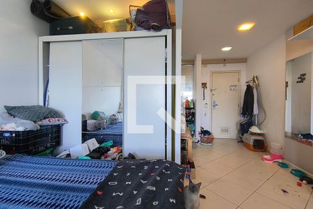 Sala/Quarto de apartamento à venda com 1 quarto, 36m² em Barra da Tijuca, Rio de Janeiro