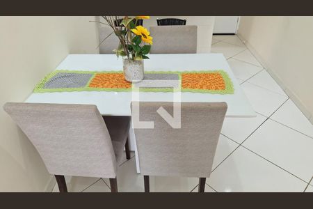 Sala de apartamento para alugar com 2 quartos, 70m² em Cidade Ocian, Praia Grande