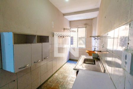 Cozinha de apartamento para alugar com 1 quarto, 46m² em Guilhermina, Praia Grande