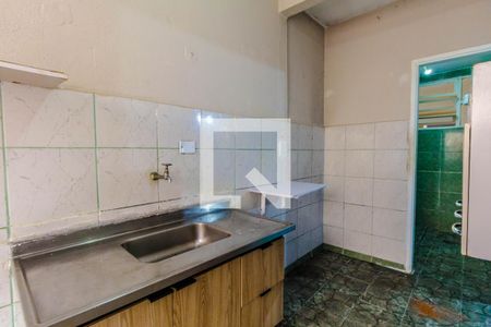 Cozinha de apartamento para alugar com 1 quarto, 46m² em Guilhermina, Praia Grande