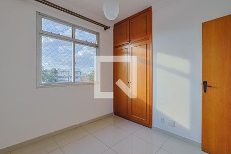 Quarto 1 de apartamento à venda com 4 quartos, 180m² em Carlos Prates, Belo Horizonte