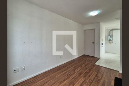 Sala de apartamento para alugar com 2 quartos, 43m² em Recreio dos Bandeirantes, Rio de Janeiro