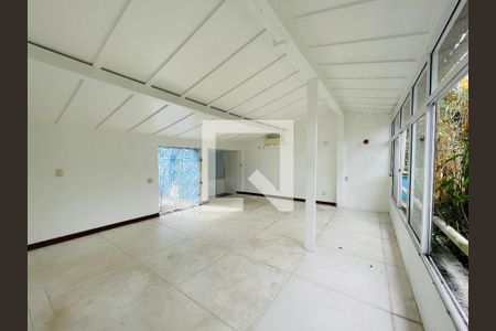 3º andar de casa à venda com 2 quartos, 136m² em Cosme Velho, Rio de Janeiro