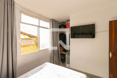 Quarto de casa à venda com 2 quartos, 150m² em João Pinheiro, Belo Horizonte