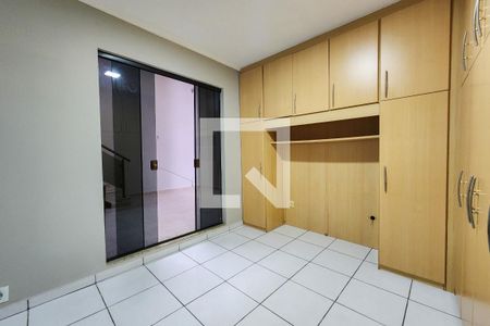 Quarto 2 de casa para alugar com 3 quartos, 180m² em Montanhão, São Bernardo do Campo