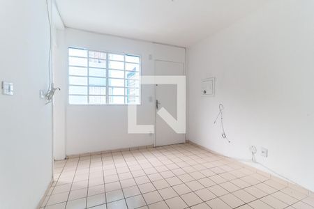 Sala de apartamento para alugar com 2 quartos, 47m² em Jardim Itamarati, Poá