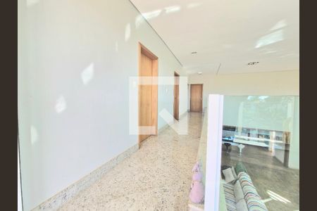 Corredor quartos de casa à venda com 4 quartos, 343m² em Pontal da Liberdade, Lagoa Santa