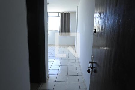 Sala de apartamento para alugar com 2 quartos, 80m² em Jardim Goiás, Goiânia