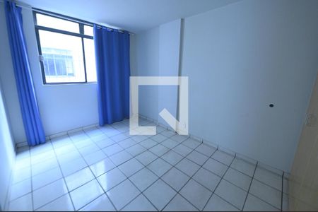 Quarto de apartamento para alugar com 2 quartos, 80m² em Jardim Goiás, Goiânia