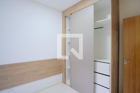 Quarto 1 de apartamento à venda com 2 quartos, 40m² em Penha de França, São Paulo