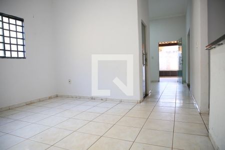 Sala de casa para alugar com 3 quartos, 180m² em Chácaras Recreio São João, Goiânia