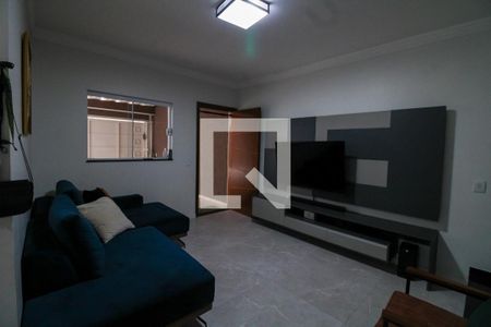 Sala de casa à venda com 2 quartos, 70m² em Jardim Mimar, São Paulo