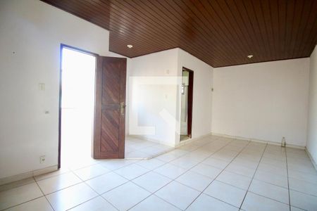 Quarto 1 de casa para alugar com 3 quartos, 120m² em Itapuã, Salvador
