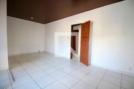 Quarto 1 de casa para alugar com 3 quartos, 120m² em Itapuã, Salvador