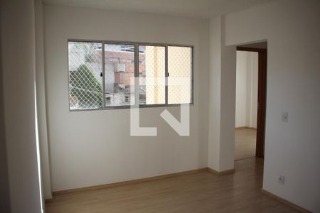 Sala de apartamento para alugar com 2 quartos, 47m² em Milionários, Belo Horizonte