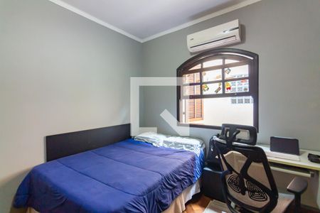 Casa à venda com 230m², 5 quartos e 2 vagas Casa à venda com 230m², 5 quartos e 2 vagasQuarto 3