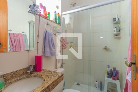 Banheiro  de casa à venda com 3 quartos, 135m² em Sagrada Família, Belo Horizonte