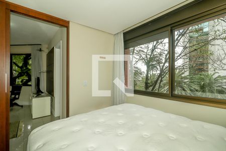 Quarto de apartamento à venda com 1 quarto, 52m² em Três Figueiras, Porto Alegre