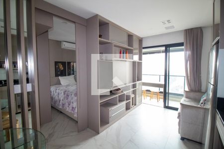 Sala de apartamento para alugar com 1 quarto, 40m² em Campo Belo, São Paulo