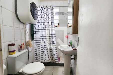 Banheiro de apartamento à venda com 1 quarto, 24m² em Laranjeiras, Rio de Janeiro