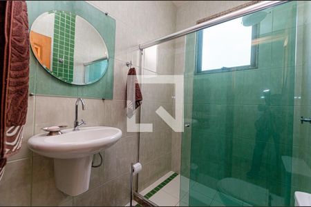 Banheiro de casa de condomínio à venda com 3 quartos, 195m² em Maria Paula, Niterói