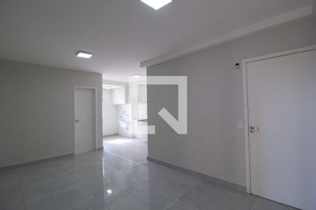 Sala de apartamento para alugar com 2 quartos, 58m² em Jardim Ipe, Sorocaba