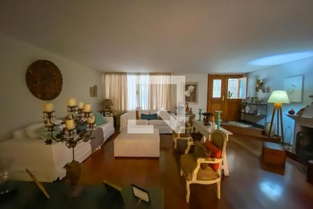 Sala de casa à venda com 4 quartos, 240m² em Nova Petrópolis, São Bernardo do Campo