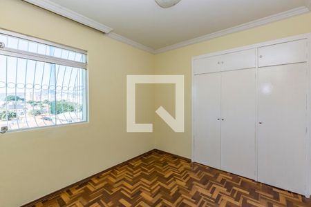 Quarto 1 de apartamento para alugar com 2 quartos, 90m² em Carlos Prates, Belo Horizonte