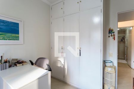 Quarto 1 de apartamento à venda com 2 quartos, 72m² em Itaim Bibi, São Paulo