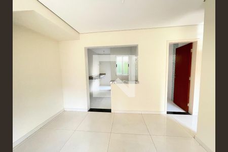 Sala de apartamento à venda com 2 quartos, 58m² em Morro do Confisco, Contagem