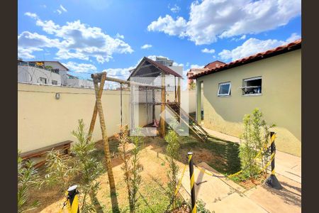 Playground de apartamento à venda com 2 quartos, 58m² em Morro do Confisco, Contagem