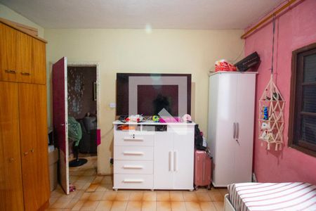 Quarto de casa à venda com 2 quartos, 70m² em Jardim Casa Pintada, São Paulo