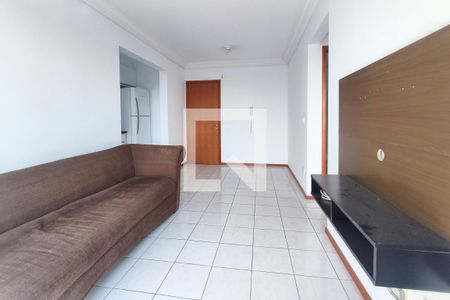 Sala de apartamento para alugar com 2 quartos, 63m² em Capão Raso, Curitiba