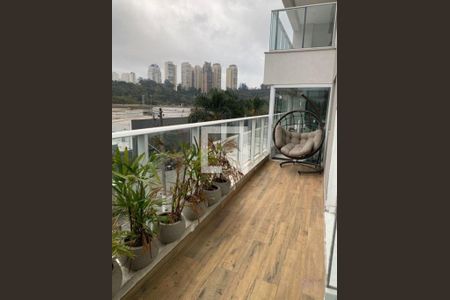 Apartamento à venda com 3 quartos, 140m² em Jardim Caravelas, São Paulo