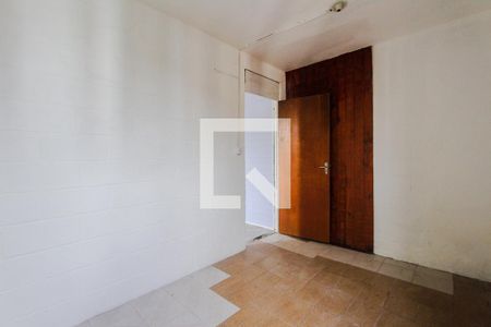 Quarto de apartamento para alugar com 1 quarto, 33m² em Rubem Berta, Porto Alegre