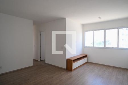 Sala de apartamento para alugar com 3 quartos, 79m² em Jardim Santa Emilia, São Paulo