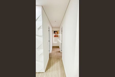 Corredor de apartamento à venda com 3 quartos, 85m² em Vila Curuçá, Santo André