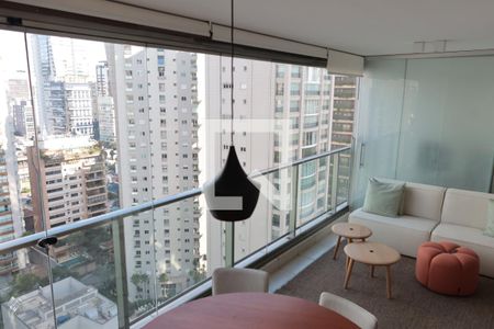 sala de estar de apartamento à venda com 1 quarto, 62m² em Itaim Bibi, São Paulo