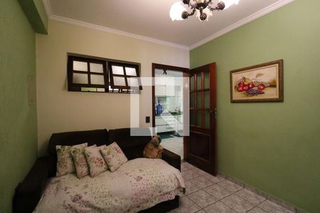 Sala de TV de casa à venda com 3 quartos, 190m² em Vila Guiomar, Santo André