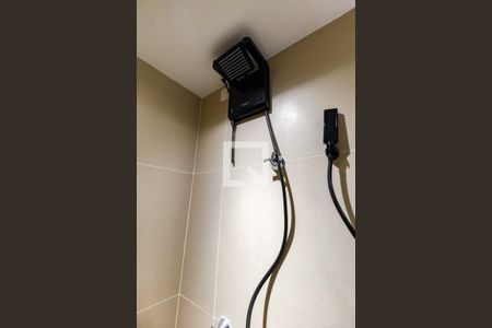 Banheiro - chuveiro de kitnet/studio à venda com 1 quarto, 25m² em Vila Andrade, São Paulo