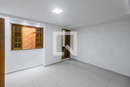 Casa para alugar com 1 quarto, 60m² em Vila Ponte Rasa, São Paulo