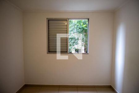 Quarto 1 de apartamento à venda com 2 quartos, 58m² em Vila Carmosina, São Paulo