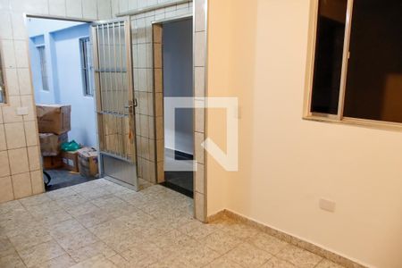 sala de casa para alugar com 3 quartos, 48m² em Santo Antônio, Osasco