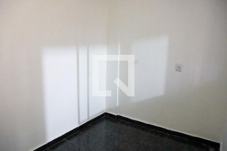 Quarto 2 de casa para alugar com 3 quartos, 48m² em Santo Antônio, Osasco