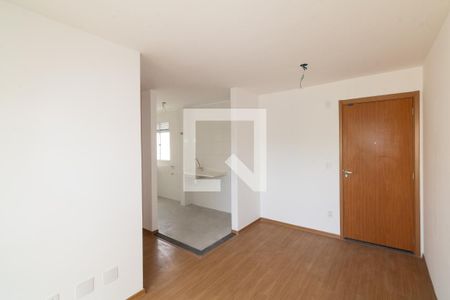 Sala de apartamento para alugar com 2 quartos, 45m² em Inhoaíba, Rio de Janeiro