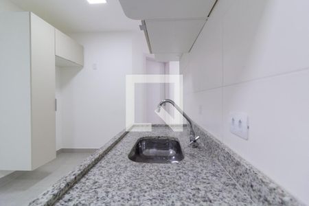 Sala/Cozinha de apartamento para alugar com 2 quartos, 30m² em Vila Carrão, São Paulo