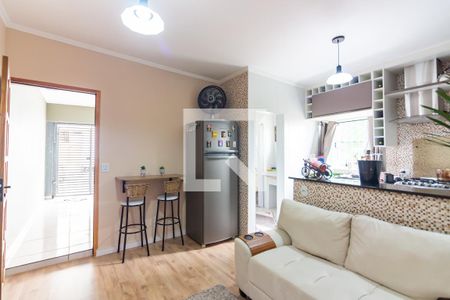 Sala  de casa para alugar com 2 quartos, 70m² em Helena Maria, Osasco