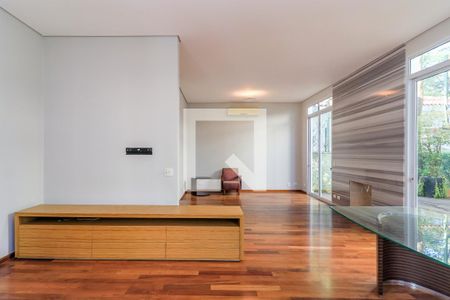 Sala 2 de casa de condomínio para alugar com 4 quartos, 227m² em Brooklin Paulista, São Paulo