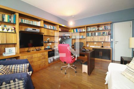 Apartamento à venda com 235m², 4 quartos e 1 vaga Apartamento à venda com 235m², 4 quartos e 1 vagaQuarto 1/Escritório